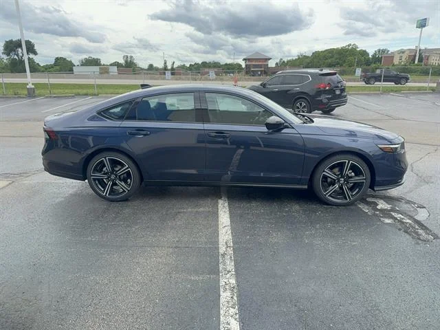 New 2026 Canyon River Blue Metallic Honda SE image 4