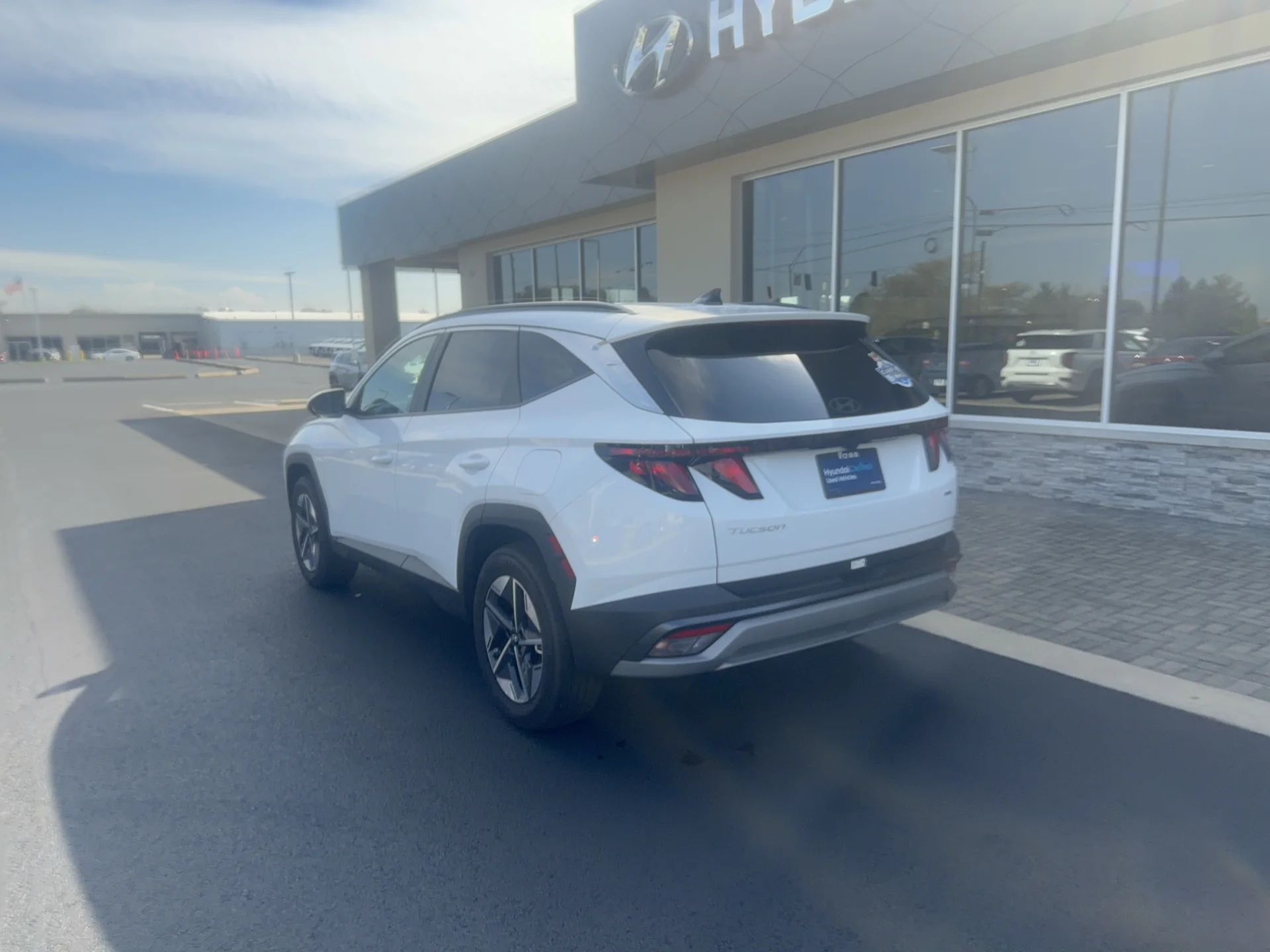 Certified Used 2025 Serenity White Pearl Hyundai SEL image 6