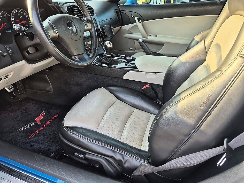 Used 2009 Jetstream Blue Met Tintcoat Chevrolet w/3LT image 15