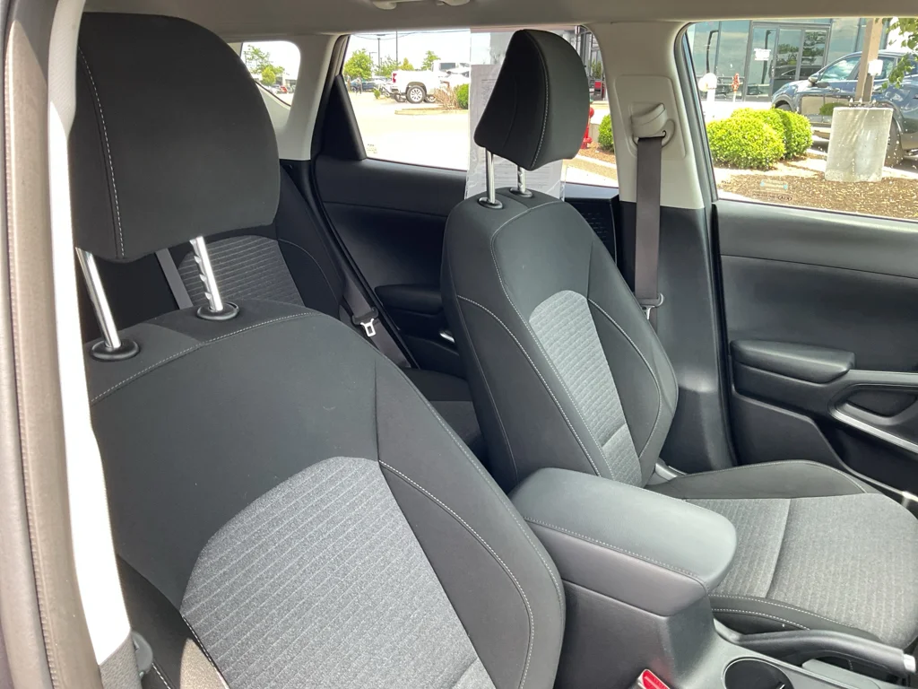 Used 2022 Gravity Gray Kia GT-Line image 13