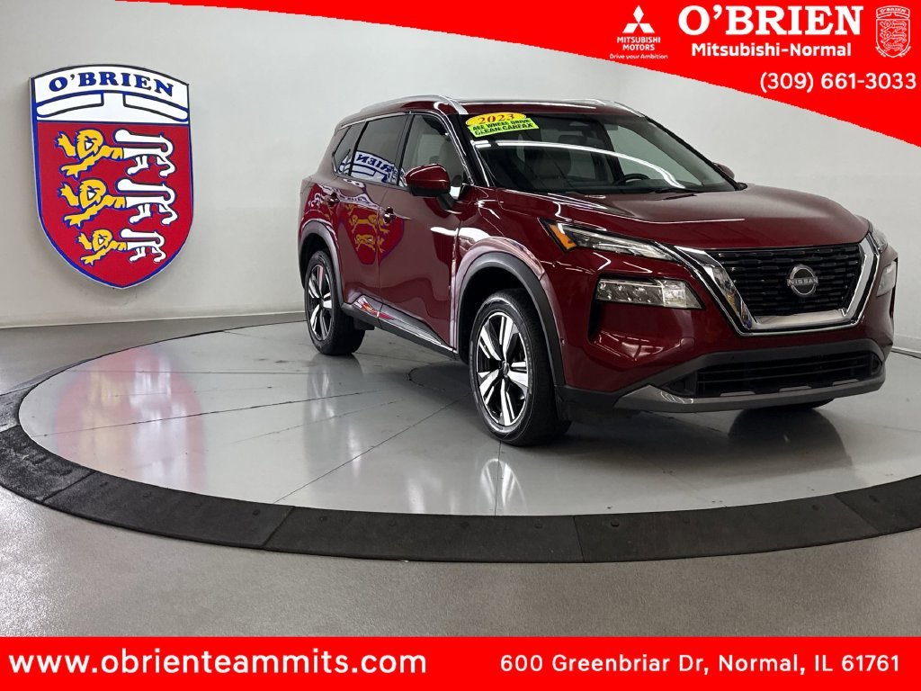 Used 2023 Scarlet Nissan SL image 1