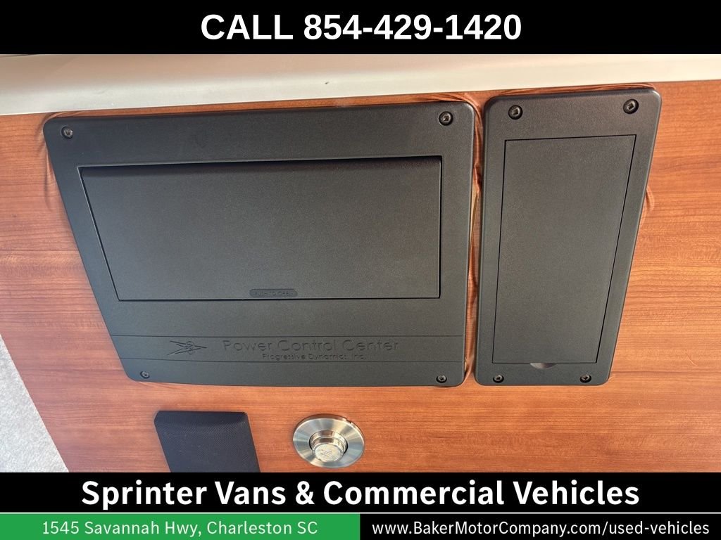 Used 2016 Gray Mercedes-Benz Road Trek image 54