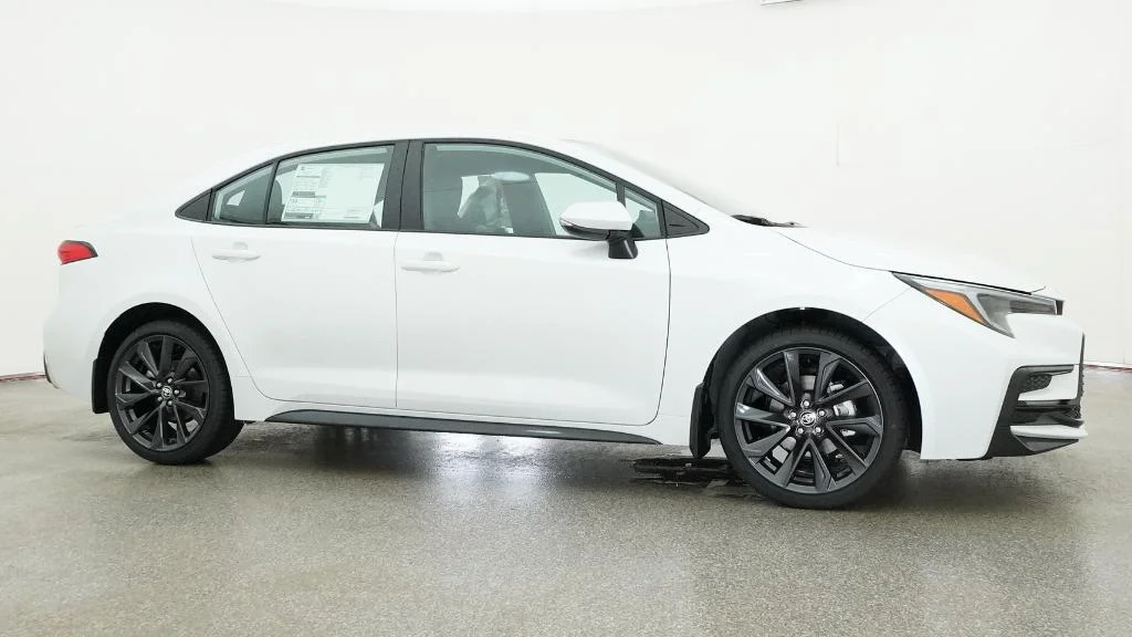 New 2026 Wind Chill Pearl Toyota SE image 8
