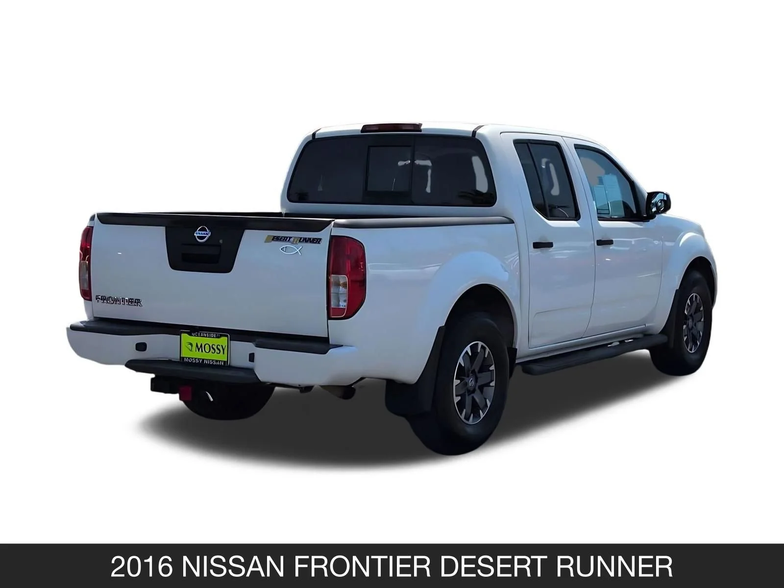 Used 2016 Glacier White Nissan Desert Runner image 10