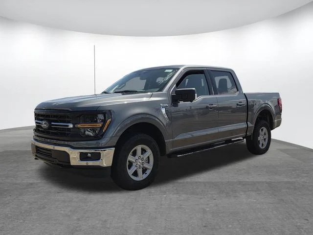 New 2026 Carbonized Gray Metallic Ford XLT image 33