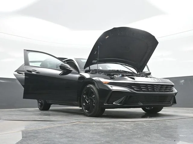 New 2026 Black Hyundai SEL Sport image 32