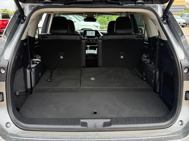 Certified Used 2026  Toyota XLE image 30