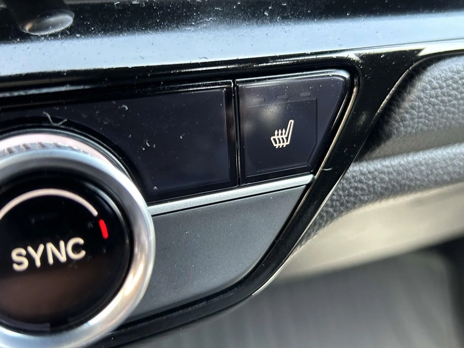 Used 2024 White Honda Touring CVT image 19