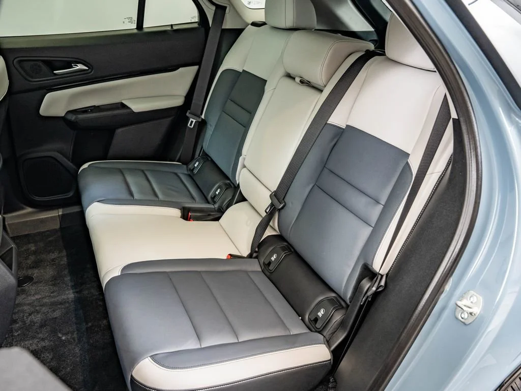 Used 2026 Gray Pearl Honda Touring image 43