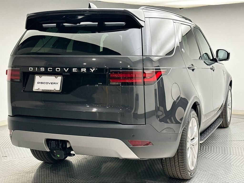 New 2026 Carpathian Gray Premium Metallic Land Rover S image 3