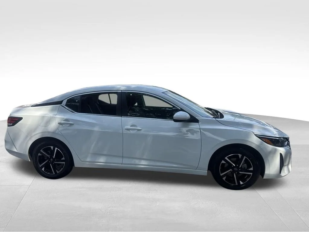 Used 2025 White Nissan SV image 8
