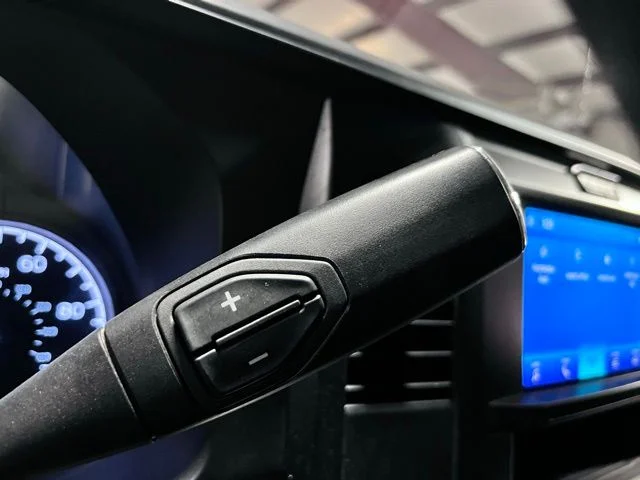 Used 2025 White Ford XL image 24