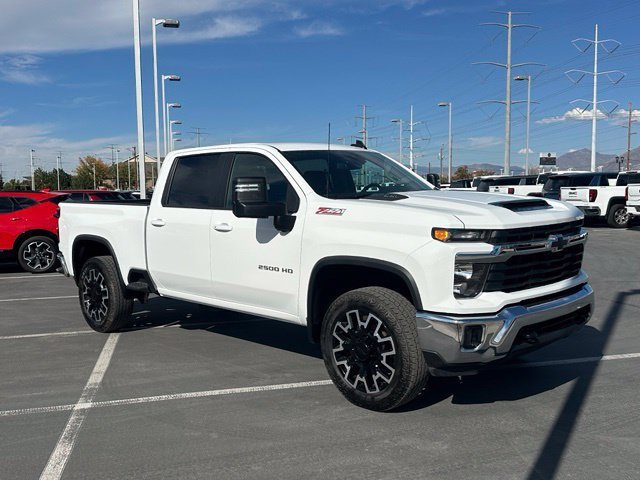 2025 Chevrolet Silverado 2500HD LT - Photo 9
