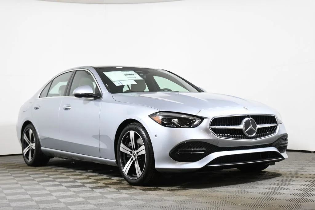 Used 2026  Mercedes-Benz C 300 image 9