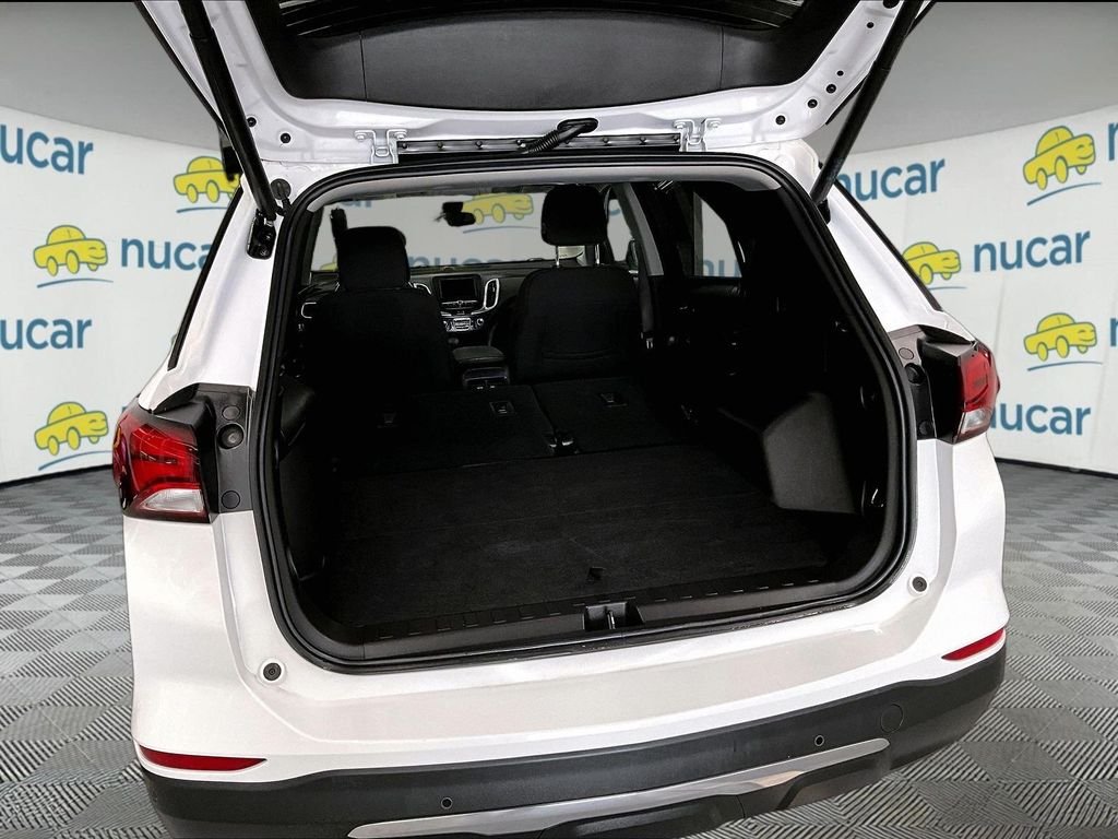 Used 2024 Summit White Chevrolet LT image 36