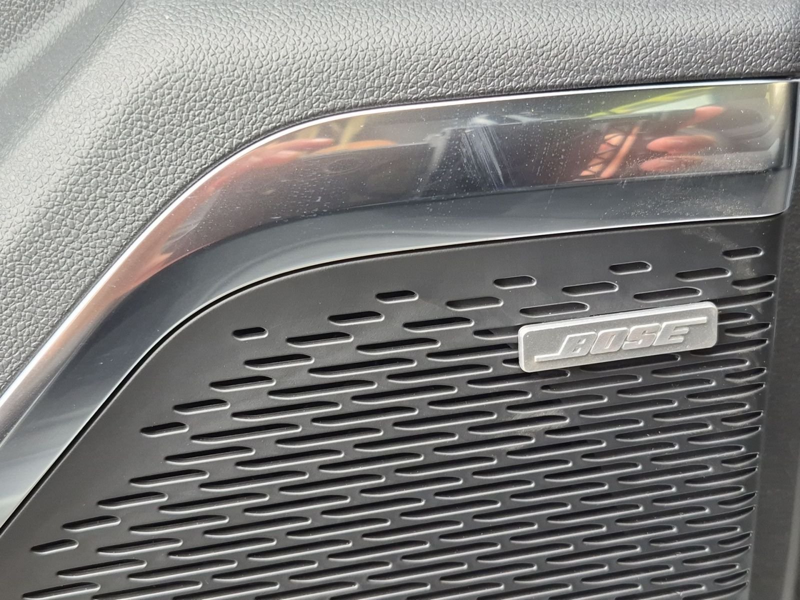 2025 GMC Acadia Elevation - Photo 24