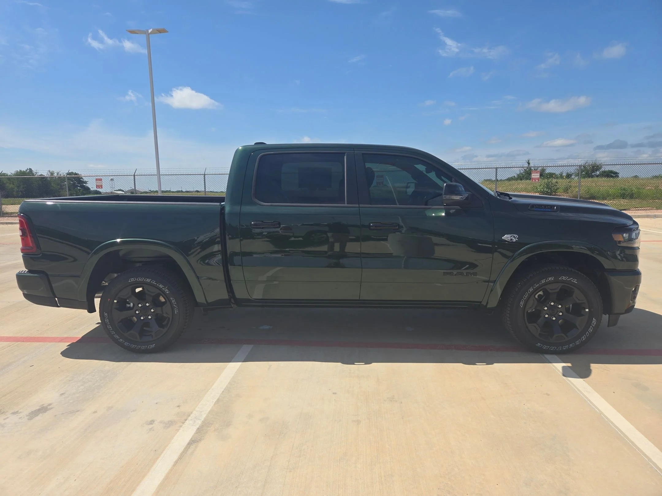 New 2026 Serrano-Green Metallic Exterior Paint RAM Big Horn/Lone Star image 2
