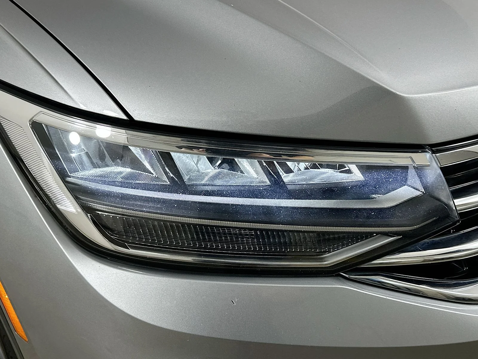 Used 2022 Silver Volkswagen  image 9