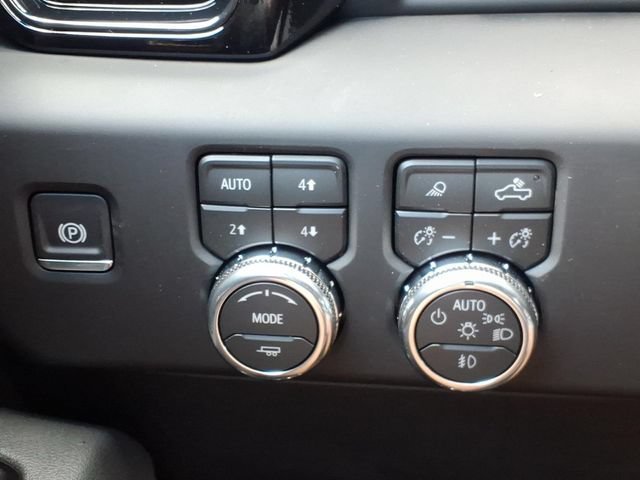 2026 GMC Sierra 1500 AT4 - Photo 14