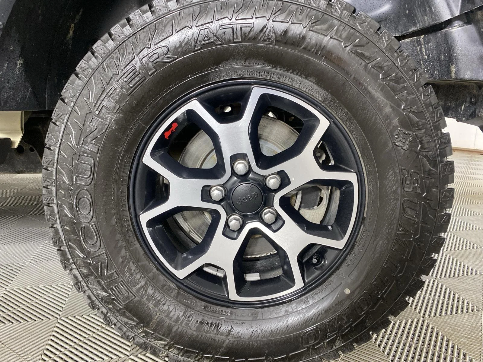 Used 2022 Limited Edition Gobi Clearcoat Jeep Unlimited Rubicon image 13