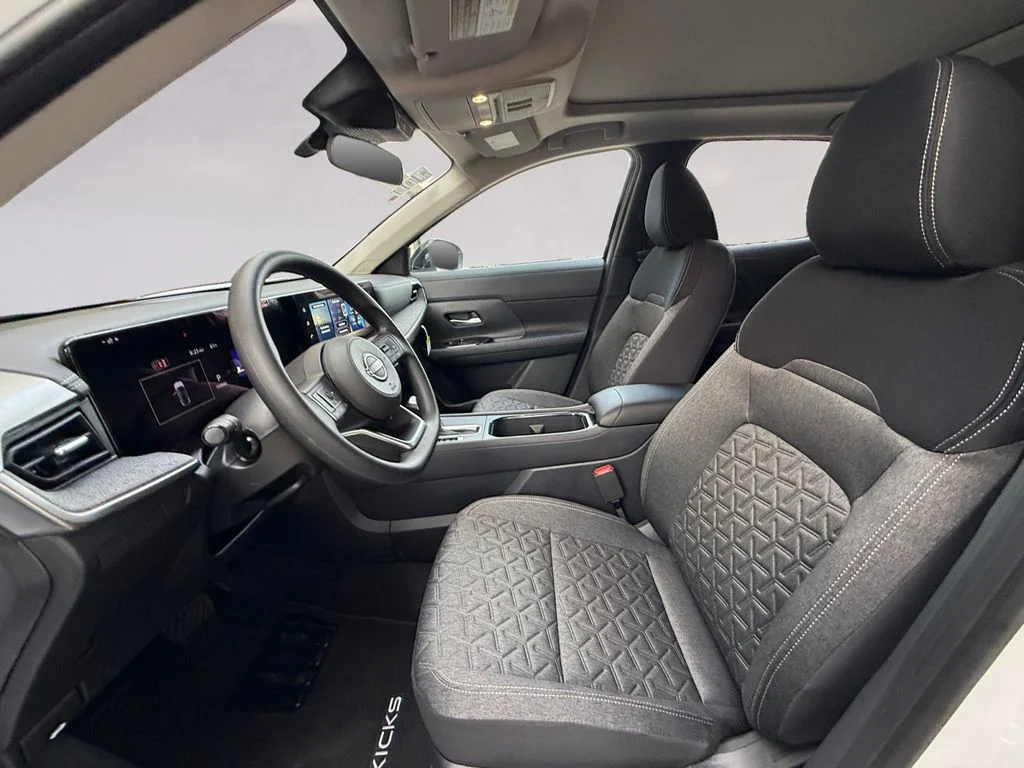 New 2027 White Nissan SV image 10