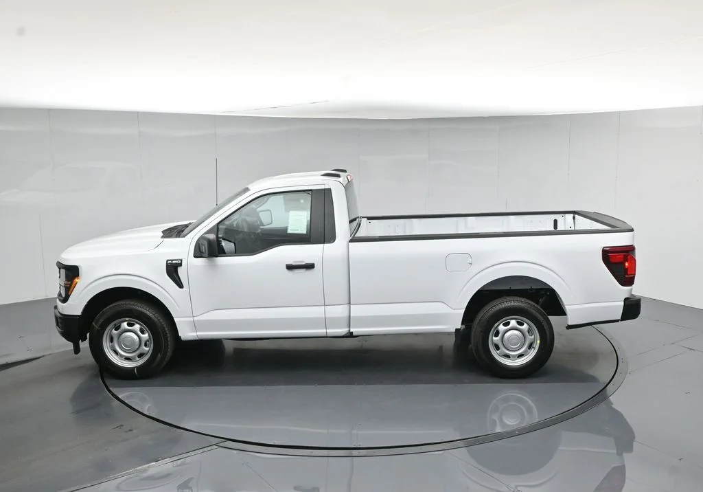 New 2026 White Ford XL image 33