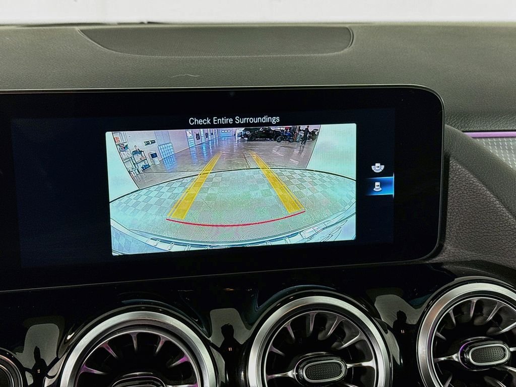 Used 2023 Silver Mercedes-Benz GLA 250 image 15
