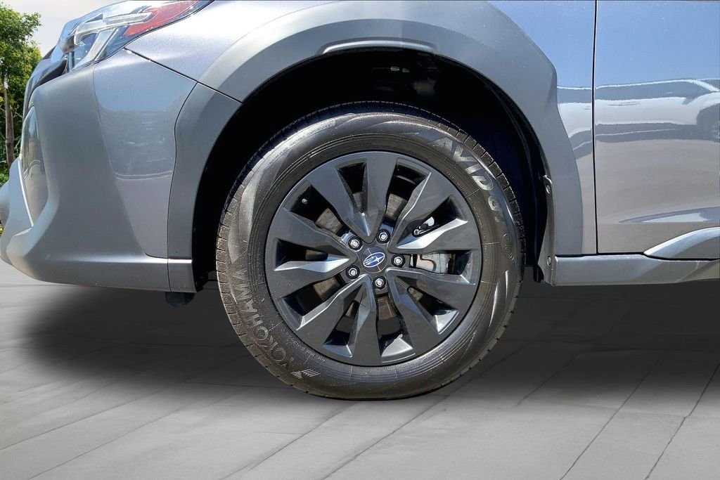 Used 2025 Gray Subaru Onyx Edition XT image 33