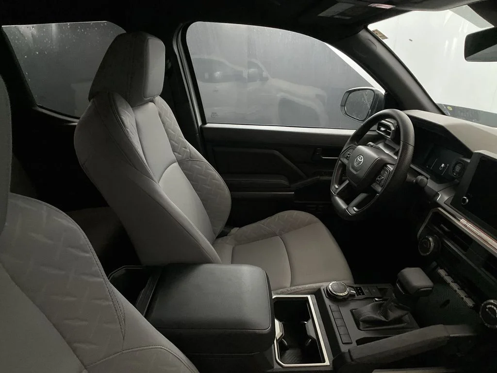 New 2026 Ice Cap Toyota SR5 image 26