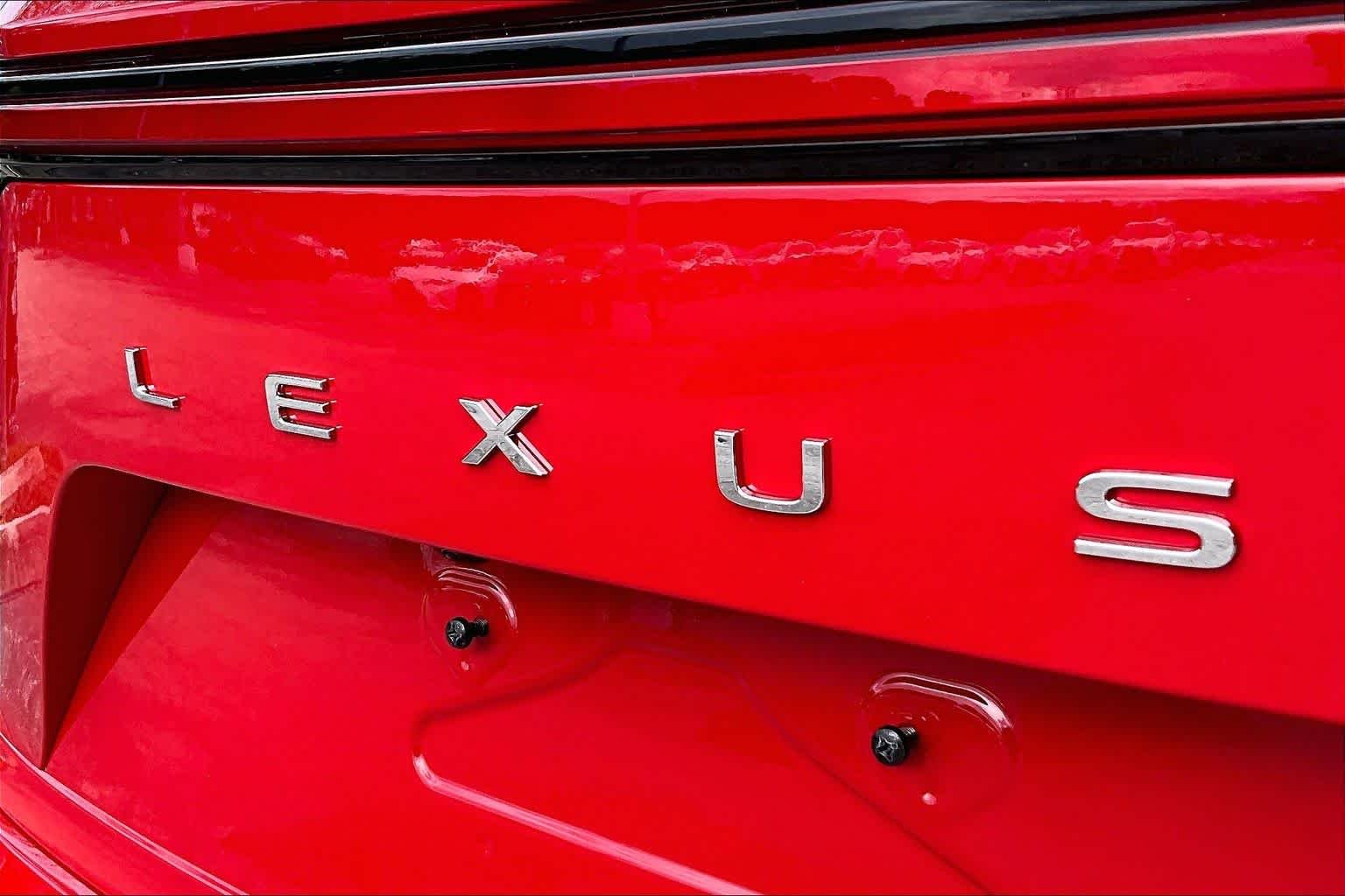 Used 2025 Redline Lexus Luxury image 31