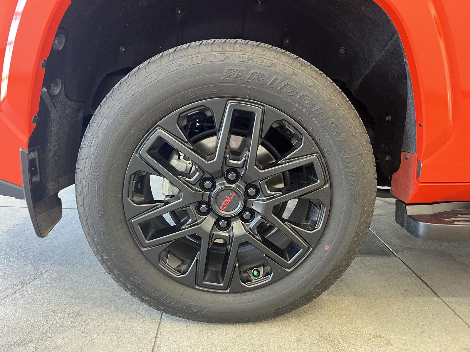 2024 Toyota Sequoia SR5 - Photo 9