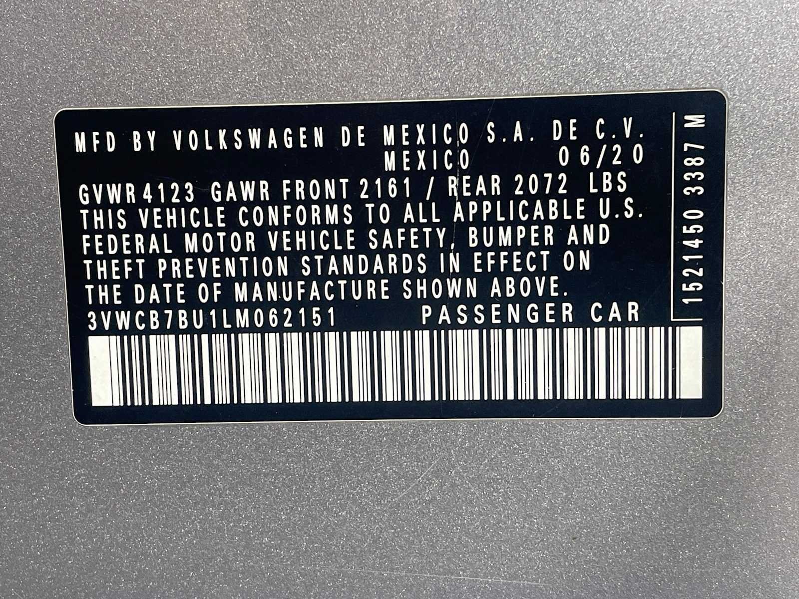 Used 2020 Pyrite Silver Metallic Volkswagen R-Line image 30