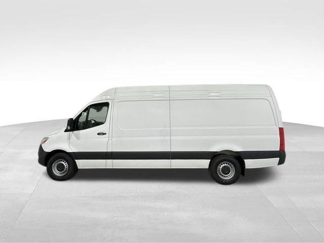 New 2026  Mercedes-Benz Cargo 170 WB image 9
