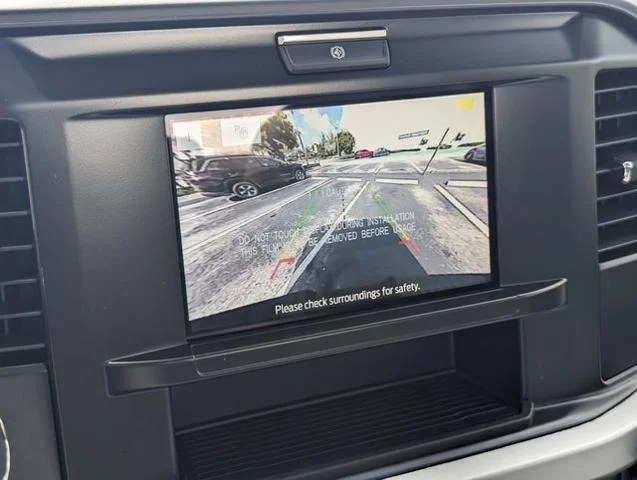 New 2026 Oxford White Ford F-250® XL image 31