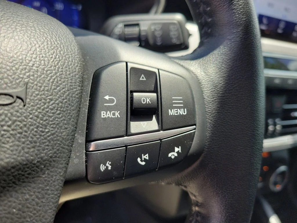 Used 2020 Magnetic Metallic Ford SE Sport image 22