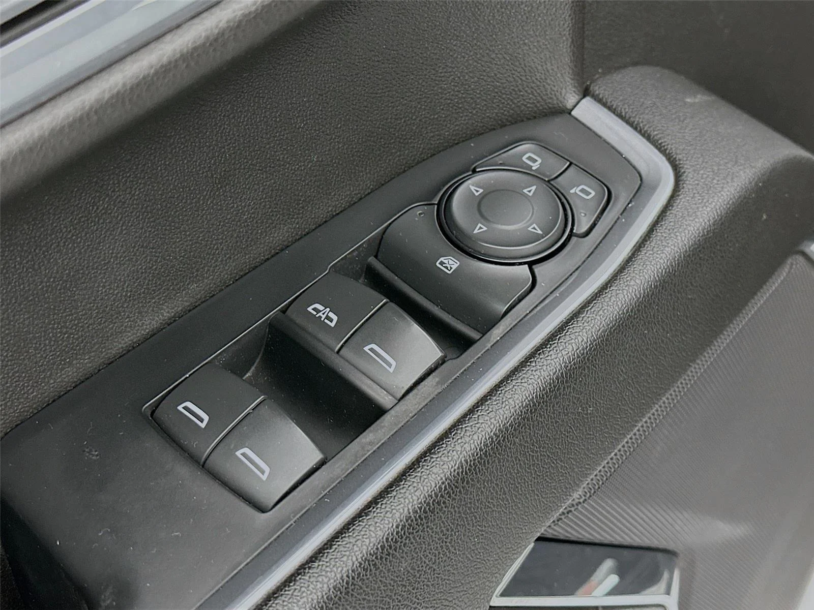 2023 Chevrolet Silverado 1500 RST - Photo 18