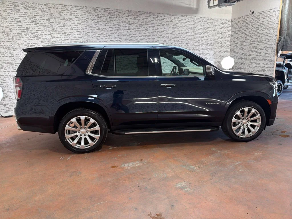 Used 2021 Midnight Blue Metallic Chevrolet Premier image 8