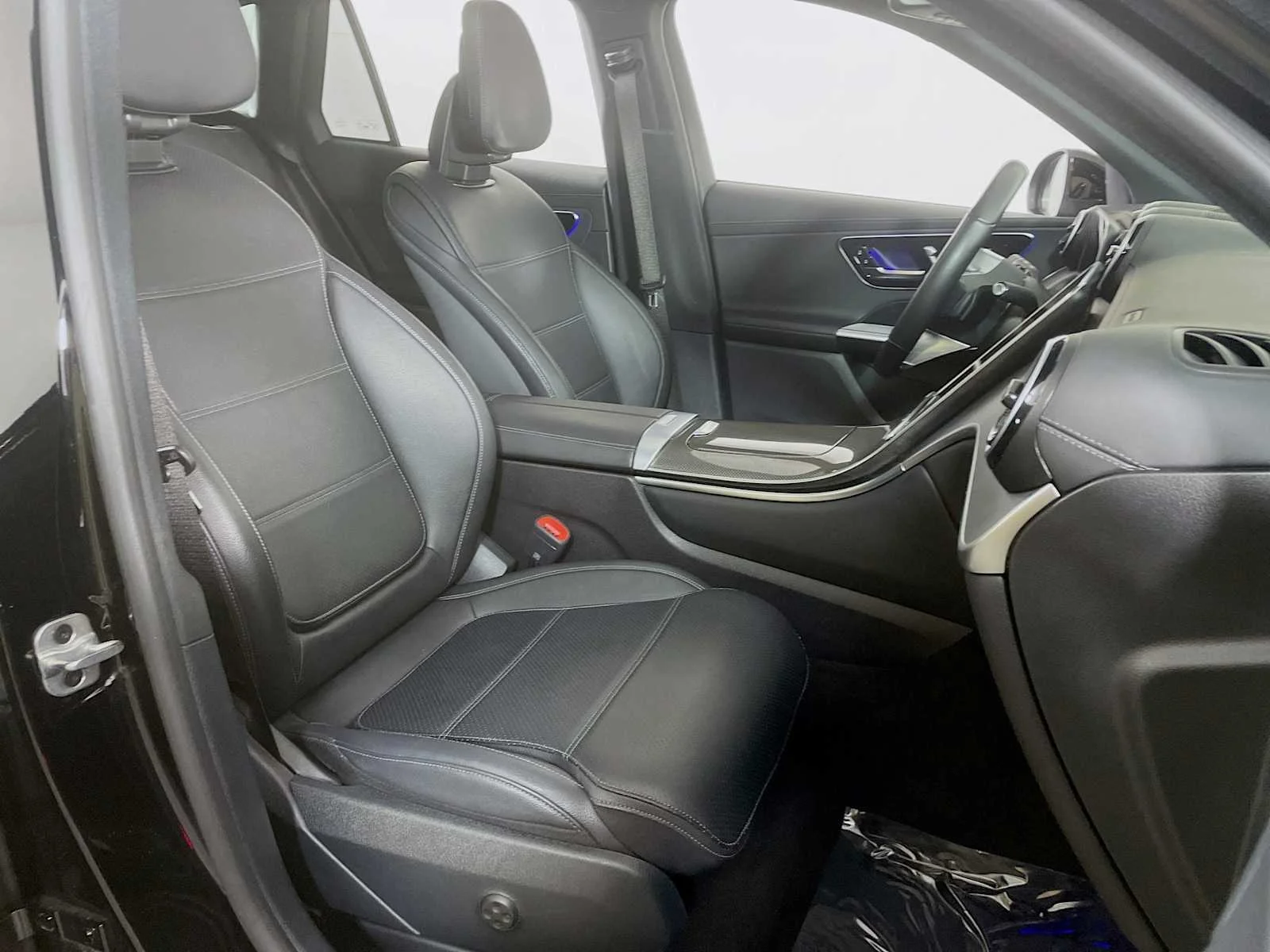 Used 2023 BLUE Mercedes-Benz GLC 300 image 27