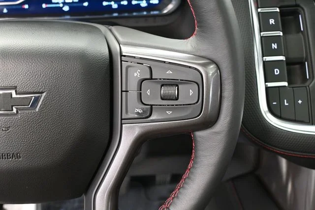 Used 2022 White Chevrolet RST image 34