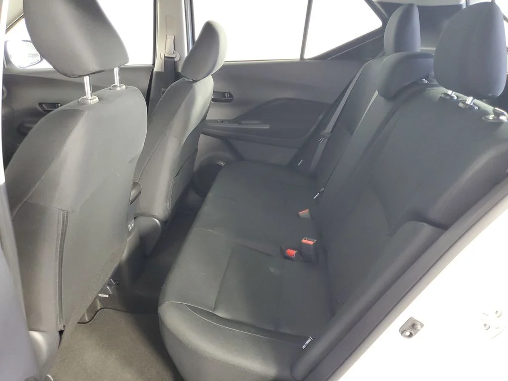 2025 Nissan KICKS PLAY Base - Photo 13