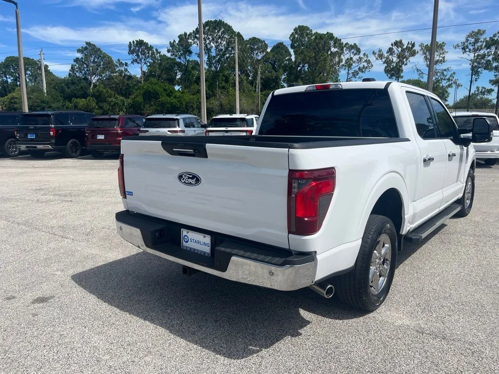 Used 2024 White Ford XLT image 7