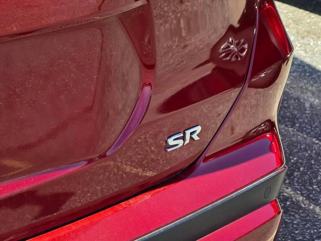 Used 2023 Red Nissan SR image 15