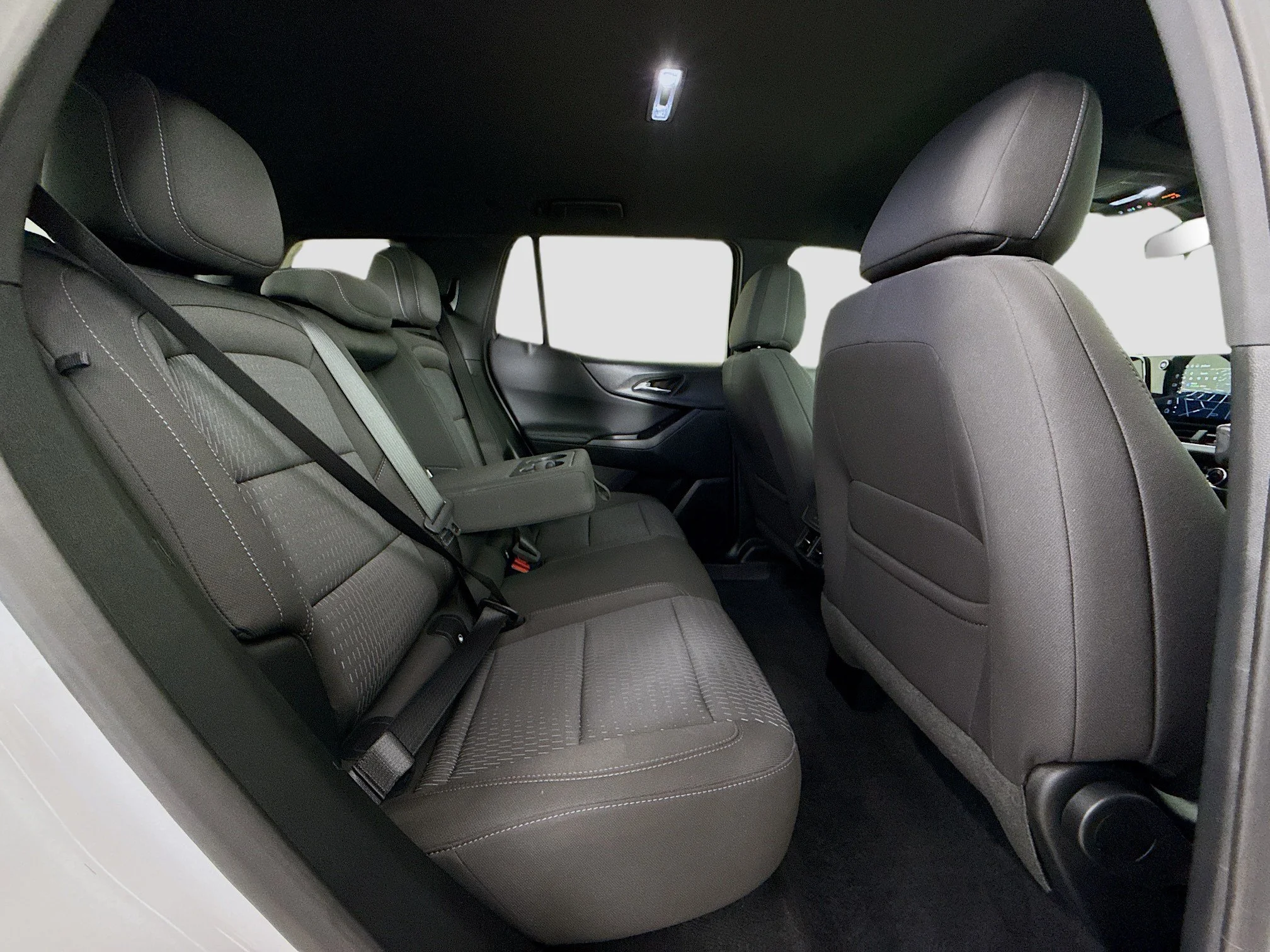 Used 2025 Summit White Chevrolet LT image 30