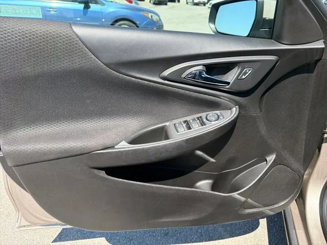 Used 2024 Gray Chevrolet LT image 17