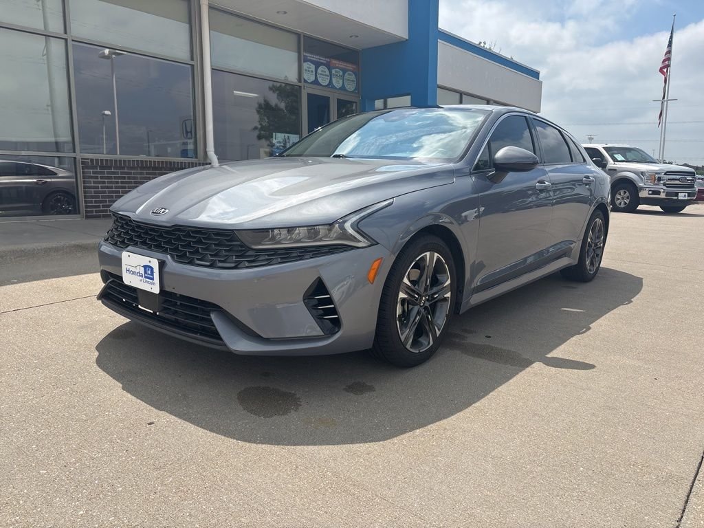 2021 Kia Optima EX FWD's photo