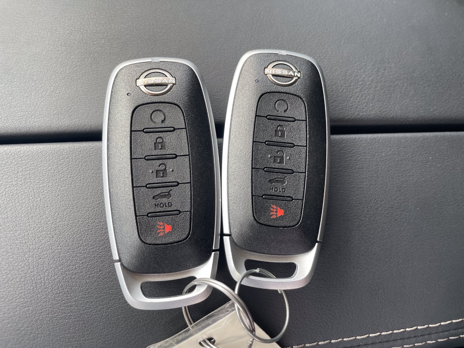 Used 2026 Gray Nissan Platinum image 29