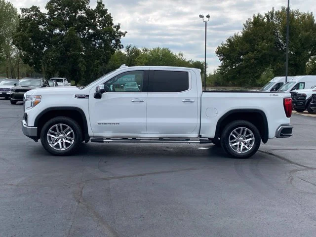 Used 2022 White GMC SLT image 4