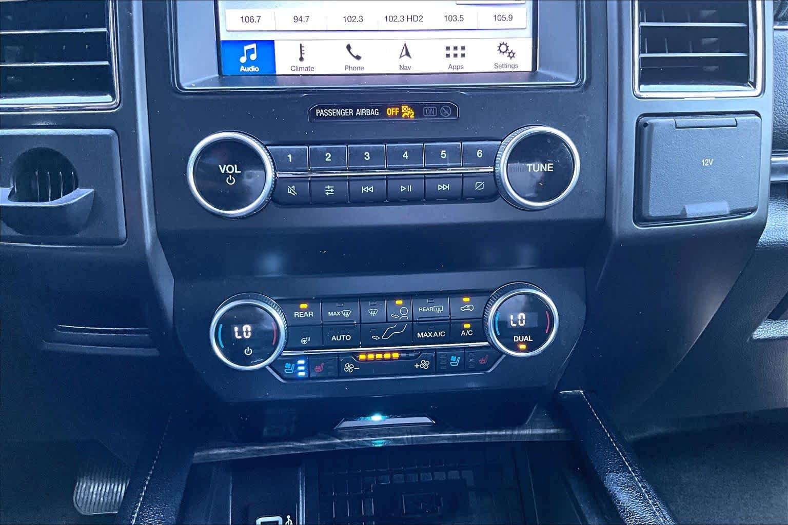 Used 2019 Magnetic Ford Limited image 33