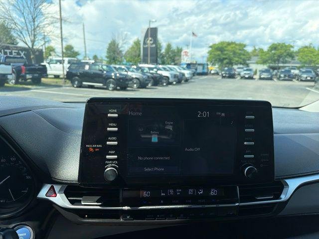 Certified Used 2021 BLIZZARD PEARL Toyota  image 18