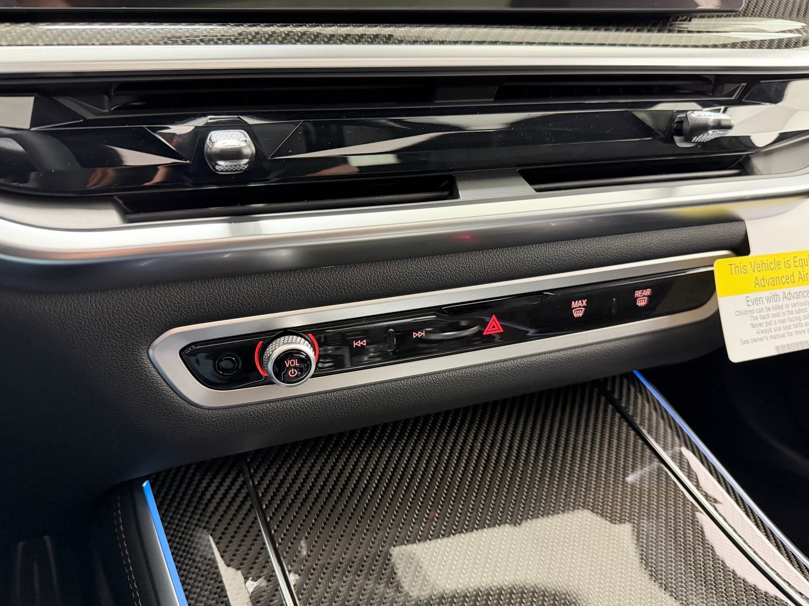 New 2026 Black Sapphire Metallic BMW M60i image 28